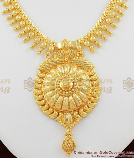 Big Dollar Gold Aspiring Kerala Design Mullai Arumbu Short Necklace