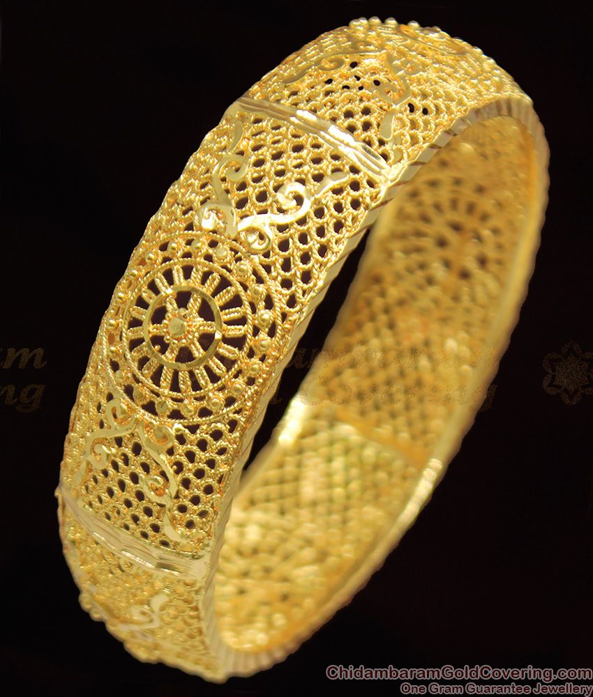 BR1084-2.6 Glorious Kada Bangle Traditional Design Bridal Wear Collection