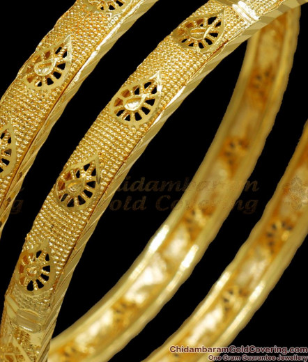 Gold Plated Plain Design Bangles, Chidambaram Gold Covering Regular ...