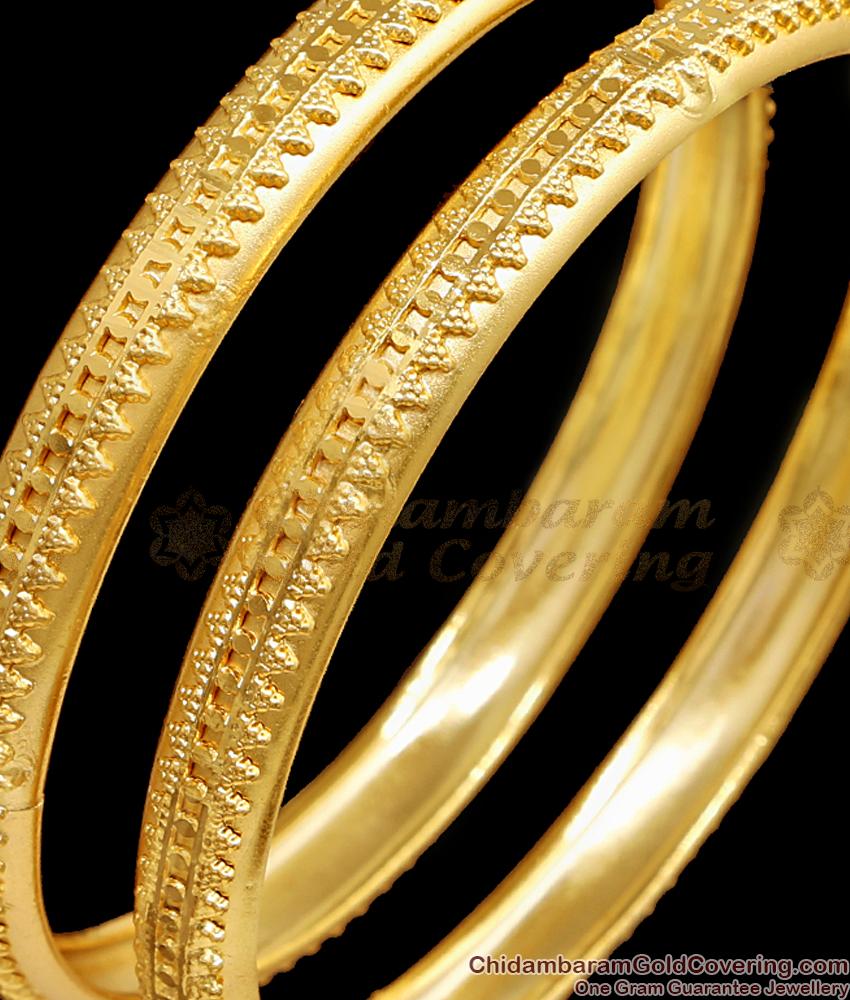 BR2452-2.6 Size Pure Gold Tone Bangle Wedding Design For Women