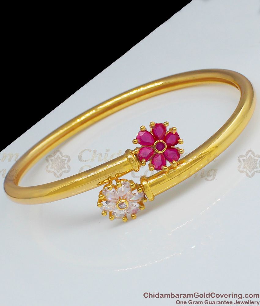 Beautiful White Ruby Stone Flower Model Gold Bracelet Ladies Ornaments BRAC184