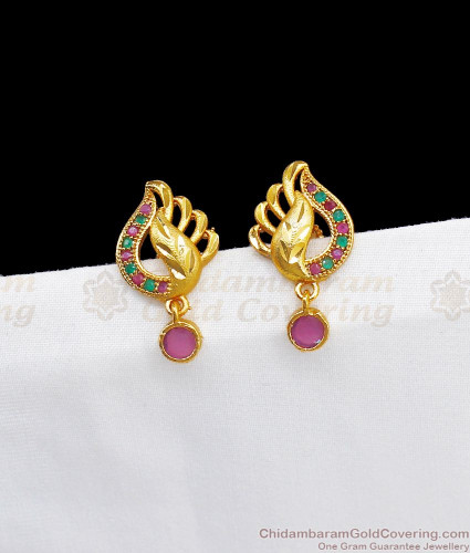 Buy Sparkling Diamond Earrings Online - CaratLane