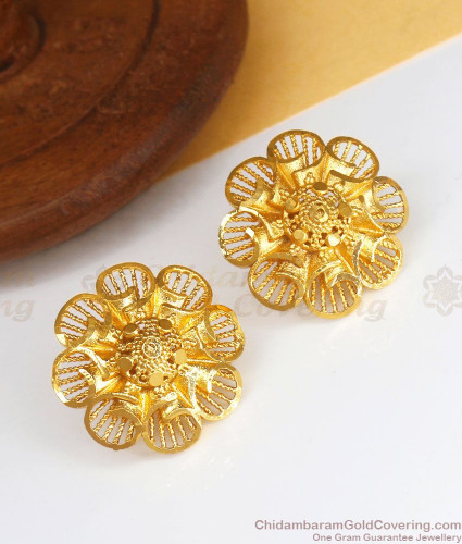 Buy Sukkhi Adorable Gold Plated LCT & Pearl Stud Earring for Women  (NYKSUKHI01079) Online