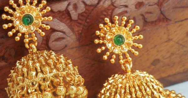 Green Party Wear Antique Jewelry High Gold Polish Antique Design Jhumka  Earring Set at Rs 244/pair in Mumbai