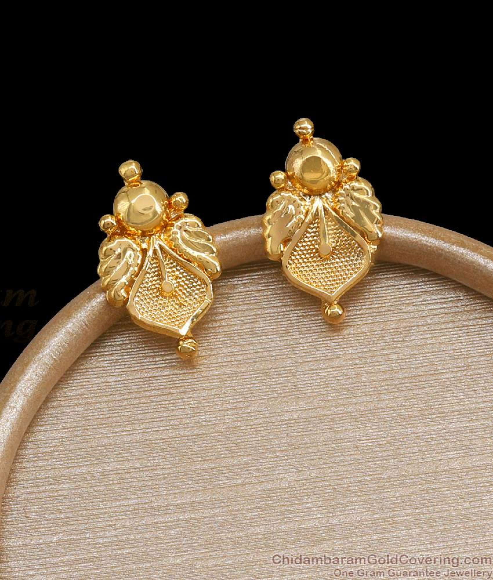 Daily Wear 1 Gram Gold Stud Earring Floral Design ER4112