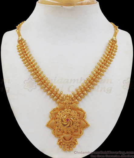 Beautiful Flower Leaf Multi Color Stone Kerala Palakka Gold Necklace 