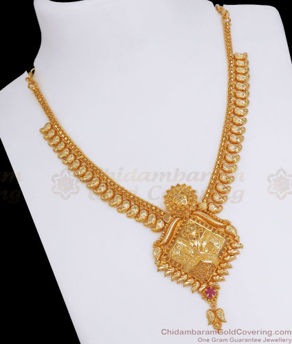 Covering fashion necklace design