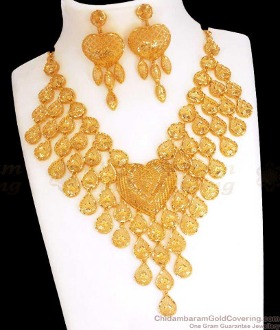 South Indian Traditional Kerala Pattern Mullai Trendy Designed Gold ...