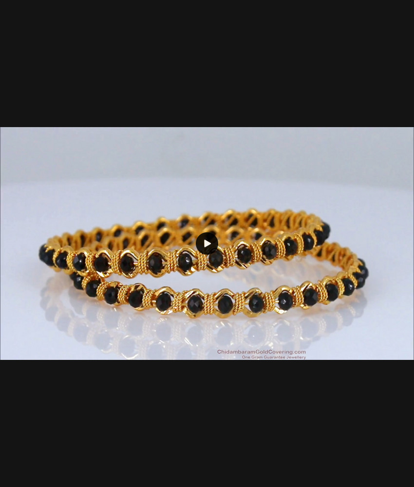 Amazon.com: PIPITREE 8 PCS Black Clay Bead Bracelet for Women, Bohemian  Stackable Bamboo Tube Bangle Bracelets Gold Beads Chunky Bracelets for  Girls: Clothing, Shoes & Jewelry